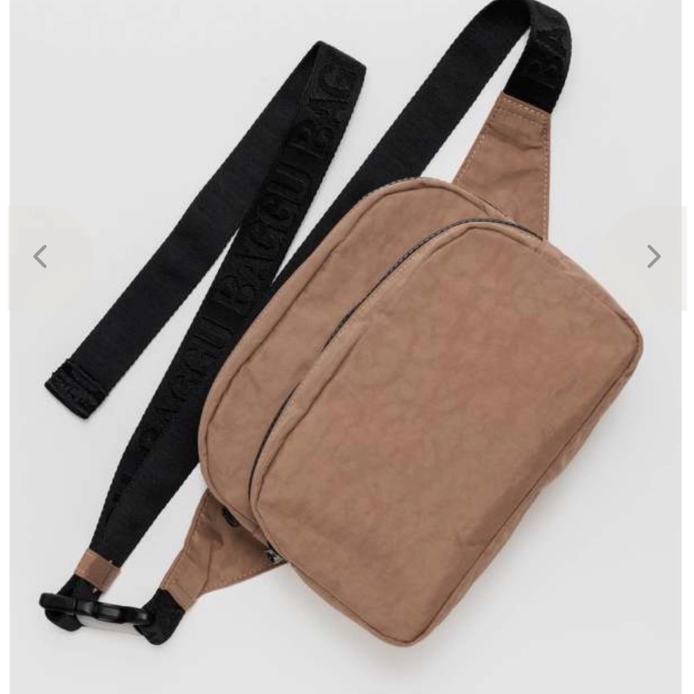 Baggu Fanny in Cocoa. EUC.